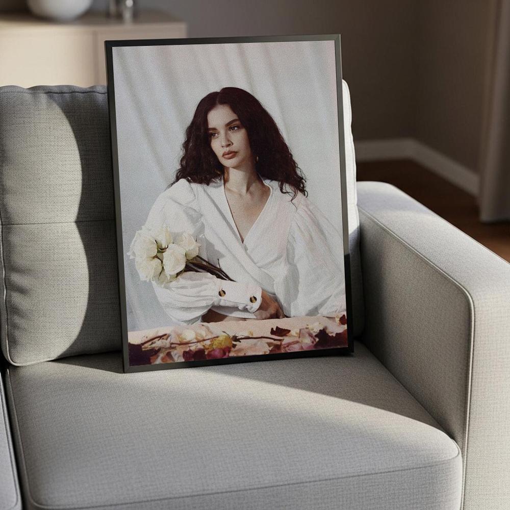 Singer S-Sabrina Claudio luxur - Luxury Lifestyle Wallpaper review and price